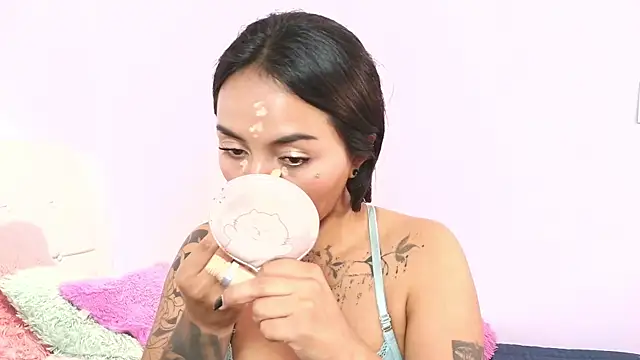 miss soffi  online show from October 2025 06:53:01 PM