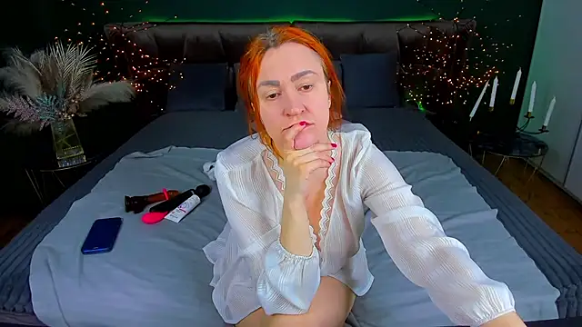 Snapshot of Kamilla_Hot chatting on March 2026 07:05:01 AM Kamilla Hot online show from March 2026 07:05:01 AM