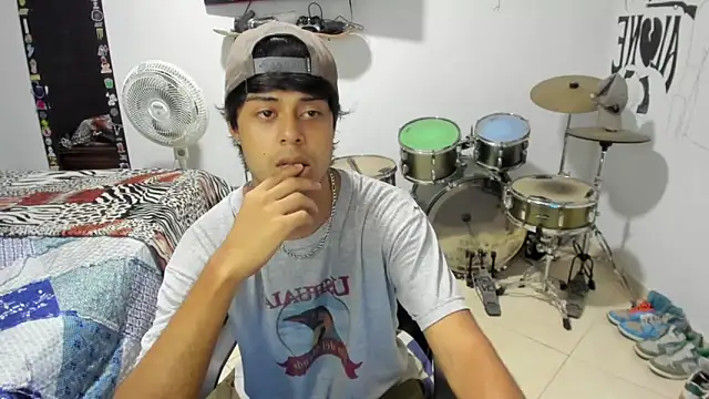 Zack falcon online show from September 2025 03:21:02 AM