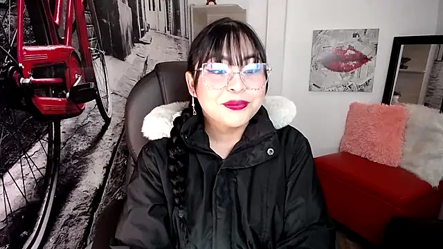 Snapshot of Hana___ chatting on January 2026 09:53:02 PM Hana online show from January 2026 09:53:02 PM