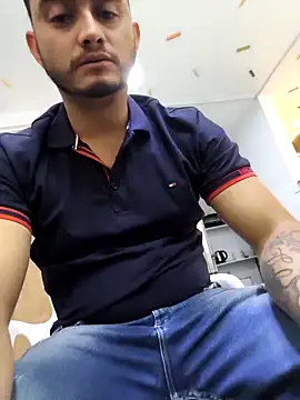 Snapshot of DatableTriumph chatting on February 2026 07:54:01 PM DatableTriumph online show from February 2026 07:54:01 PM