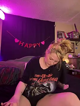 Snapshot of Mallorykoxx69 chatting on February 2025 07:34:02 AM Mallorykoxx69 online show from February 2025 07:34:02 AM