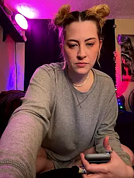 Snapshot of Mallorykoxx69 chatting on January 2026 09:03:02 AM Mallorykoxx69 online show from January 2026 09:03:02 AM