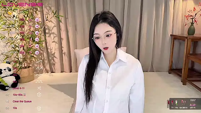 Snapshot of GeGe_Highness chatting on December 2024 09:28:01 PM GeGe Highness online show from December 2024 09:28:01 PM