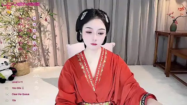 Snapshot of GeGe_Highness chatting on December 2024 10:37:01 AM GeGe Highness online show from December 2024 10:37:01 AM