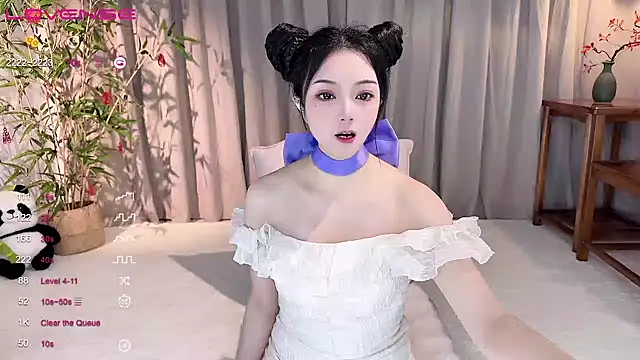 Snapshot of GeGe_Highness chatting on January 2025 08:41:01 AM GeGe Highness online show from January 2025 08:41:01 AM