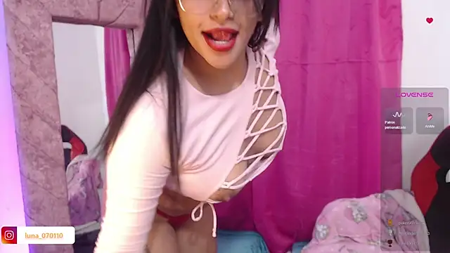 Snapshot of Julia_7 chatting on January 2025 05:19:02 AM Julia 7 online show from January 2025 05:19:02 AM