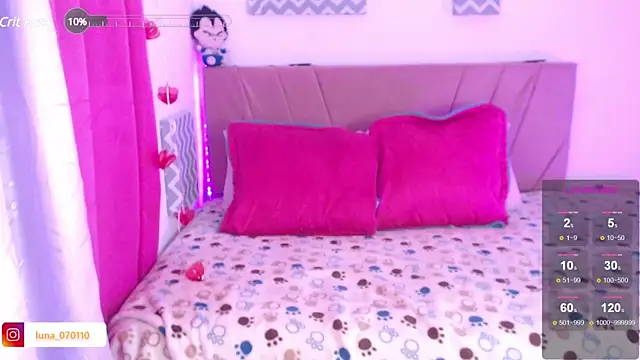 Snapshot of Julia_7 chatting on March 2025 04:20:02 AM Julia 7 online show from March 2025 04:20:02 AM