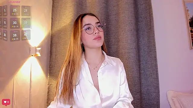 Assh lee  online show from March 2025 12:45:02 PM