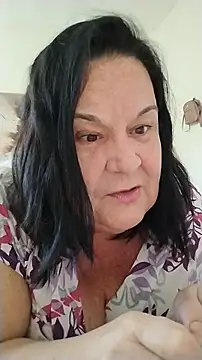 Yaya Mineira online show from June 2026 01:04:02 PM