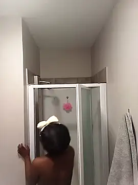 khonnieyouslut online show from April 2026 10:01:02 AM