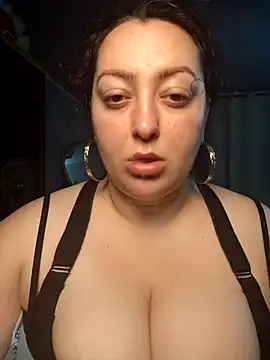 mihaelaa online show from May 2026 08:14:01 PM