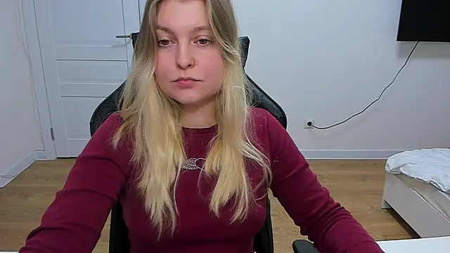 Snapshot of stacy_miracle chatting on December 2024 05:51:01 PM stacy miracle online show from December 2024 05:51:01 PM