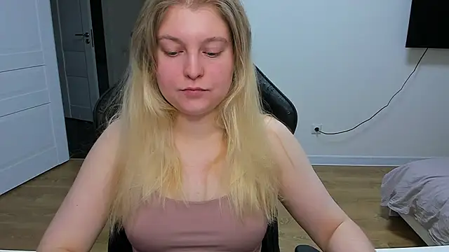 Snapshot of stacy_miracle chatting on January 2025 09:13:01 PM stacy miracle online show from January 2025 09:13:01 PM