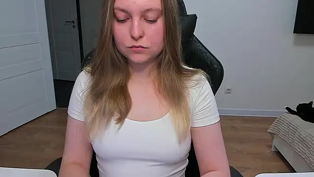 Snapshot of stacy_miracle chatting on April 2026 03:53:01 PM stacy miracle online show from April 2026 03:53:01 PM