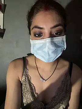 Ladyluck27 online show from August 2026 06:32:01 PM