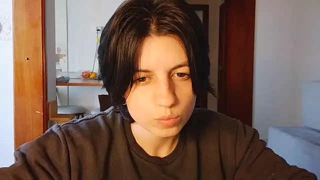 Snapshot of kyslrana chatting on June 2026 06:03:02 PM kyslrana online show from June 2026 06:03:02 PM