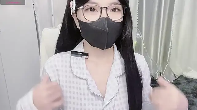 Mya Lee online show from September 2025 03:15:01 PM