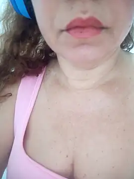 Snapshot of CASADASIGILO2 chatting on September 2025 06:53:02 PM CASADASIGILO2 online show from September 2025 06:53:02 PM