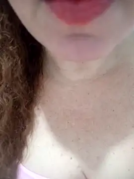 Snapshot of CASADASIGILO2 chatting on October 2025 08:29:02 PM CASADASIGILO2 online show from October 2025 08:29:02 PM