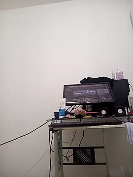 Snapshot of CASADASIGILO2 chatting on October 2025 04:15:01 AM CASADASIGILO2 online show from October 2025 04:15:01 AM