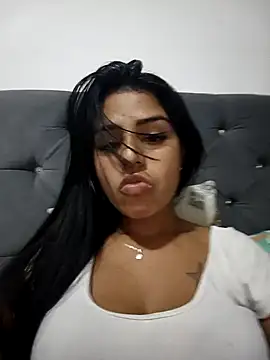 AnnRosse18 online show from February 2025 06:56:02 PM