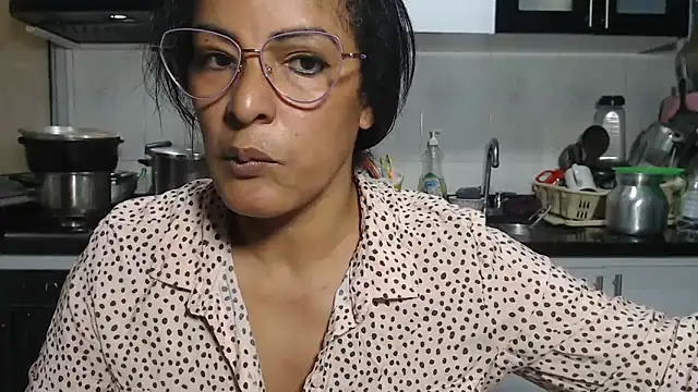 kateleyagrey online show from June 2026 08:32:02 PM