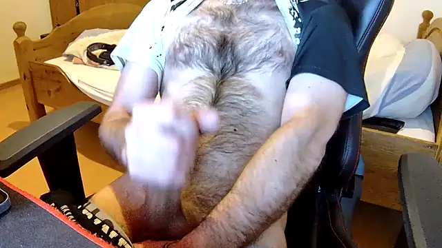 Snapshot of KmlBI26 chatting on March 2026 09:50:02 AM KmlBI26 online show from March 2026 09:50:02 AM