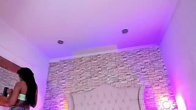 Lucia-sex online show from January 2026 06:24:01 PM