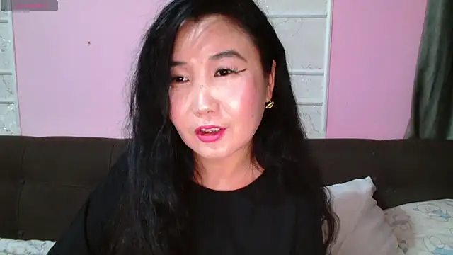 Snapshot of Bet_Lu chatting on October 2025 04:35:02 AM Bet Lu online show from October 2025 04:35:02 AM