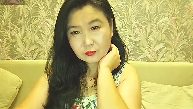 Snapshot of Bet_Lu chatting on July 2026 06:44:01 PM Bet Lu online show from July 2026 06:44:01 PM