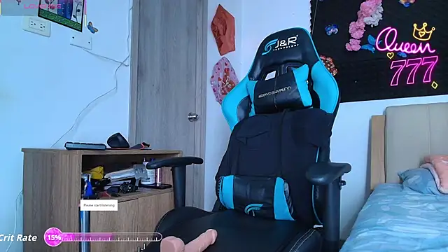 Snapshot of Hot_Brunette34 chatting on February 2026 02:13:02 AM Hot Brunette34 online show from February 2026 02:13:02 AM