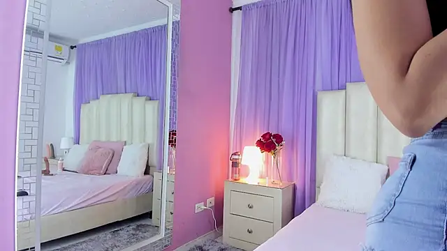 lulumars online show from December 2024 10:23:02 AM