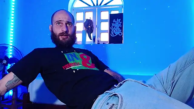 Tatted21xxx online show from September 2025 01:35:02 PM