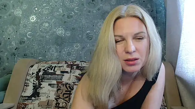 BlondeFox online show from October 2025 04:23:02 AM