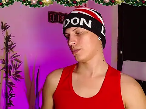 Snapshot of DavidNeill chatting on December 2024 10:33:02 PM DavidNeill online show from December 2024 10:33:02 PM
