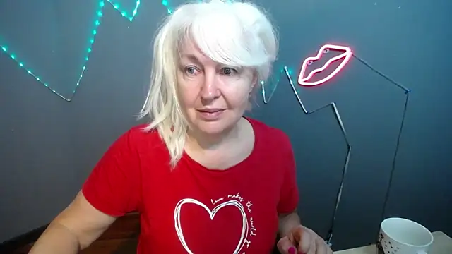 BlondyLeeBest online show from April 2026 06:35:01 PM