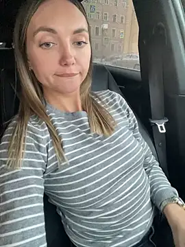 AngelinaMoore online show from February 2025 02:27:02 PM