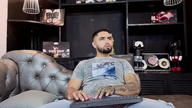 matteosantos online show from October 2025 11:43:01 AM