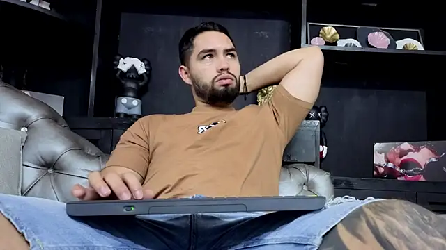 matteosantos online show from December 2025 10:42:01 AM