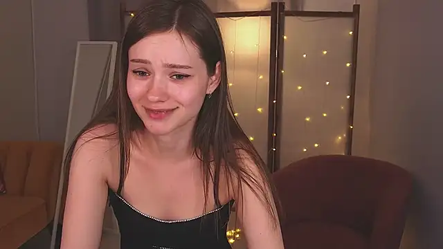 Snapshot of Sheila_Bless chatting on December 2024 10:20:02 PM Sheila Bless online show from December 2024 10:20:02 PM