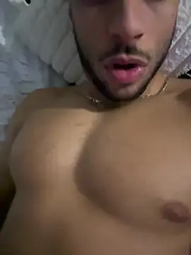 Snapshot of pimentfort77 chatting on December 2024 11:17:02 PM pimentfort77 online show from December 2024 11:17:02 PM