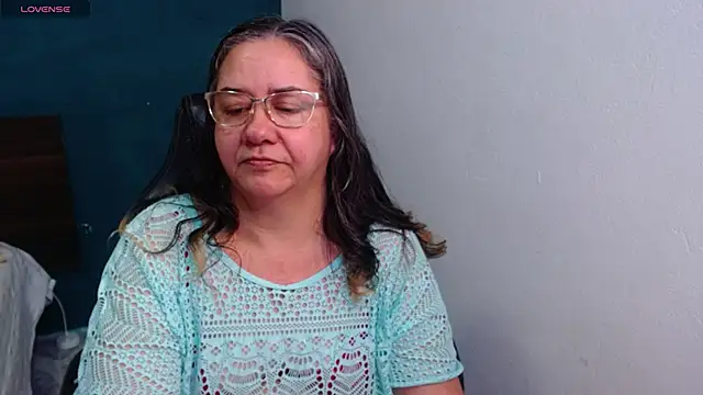 scaelettdubois online show from June 2026 03:32:02 AM