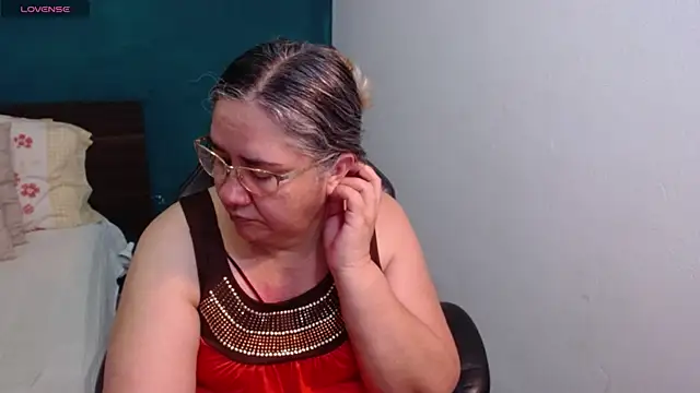 scaelettdubois online show from June 2026 10:02:01 PM