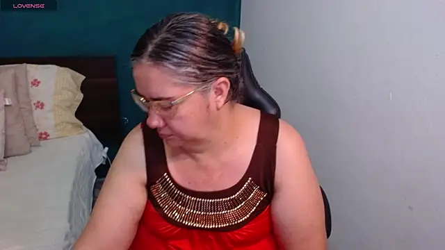 scaelettdubois online show from June 2026 02:34:02 AM