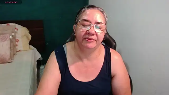 scaelettdubois online show from June 2026 03:22:02 AM