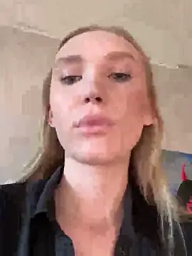 MariaTull online show from June 2026 04:24:02 PM