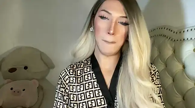 Ts glamxxxx online show from February 2025 09:47:02 AM