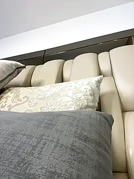 Snapshot of ALISSON_FOXXX1 chatting on September 2025 01:53:01 AM ALISSON FOXXX1 online show from September 2025 01:53:01 AM