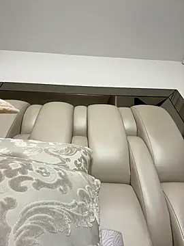 Snapshot of ALISSON_FOXXX1 chatting on February 2026 10:57:02 PM ALISSON FOXXX1 online show from February 2026 10:57:02 PM